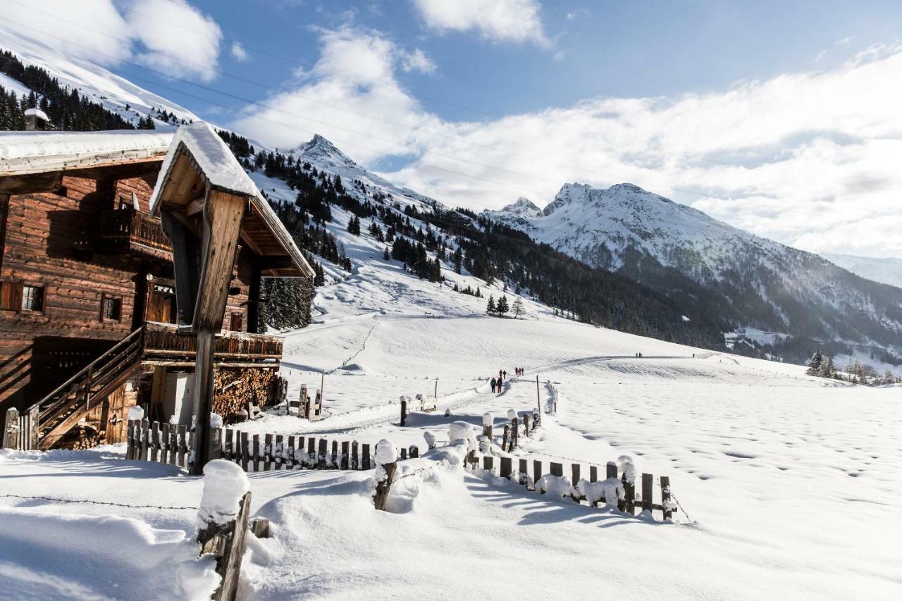 Chalet West Sillian Exterior photo